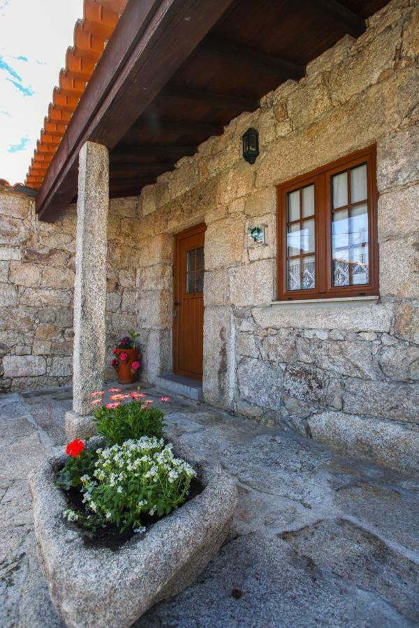 Casas Da Lagarica Pensión *