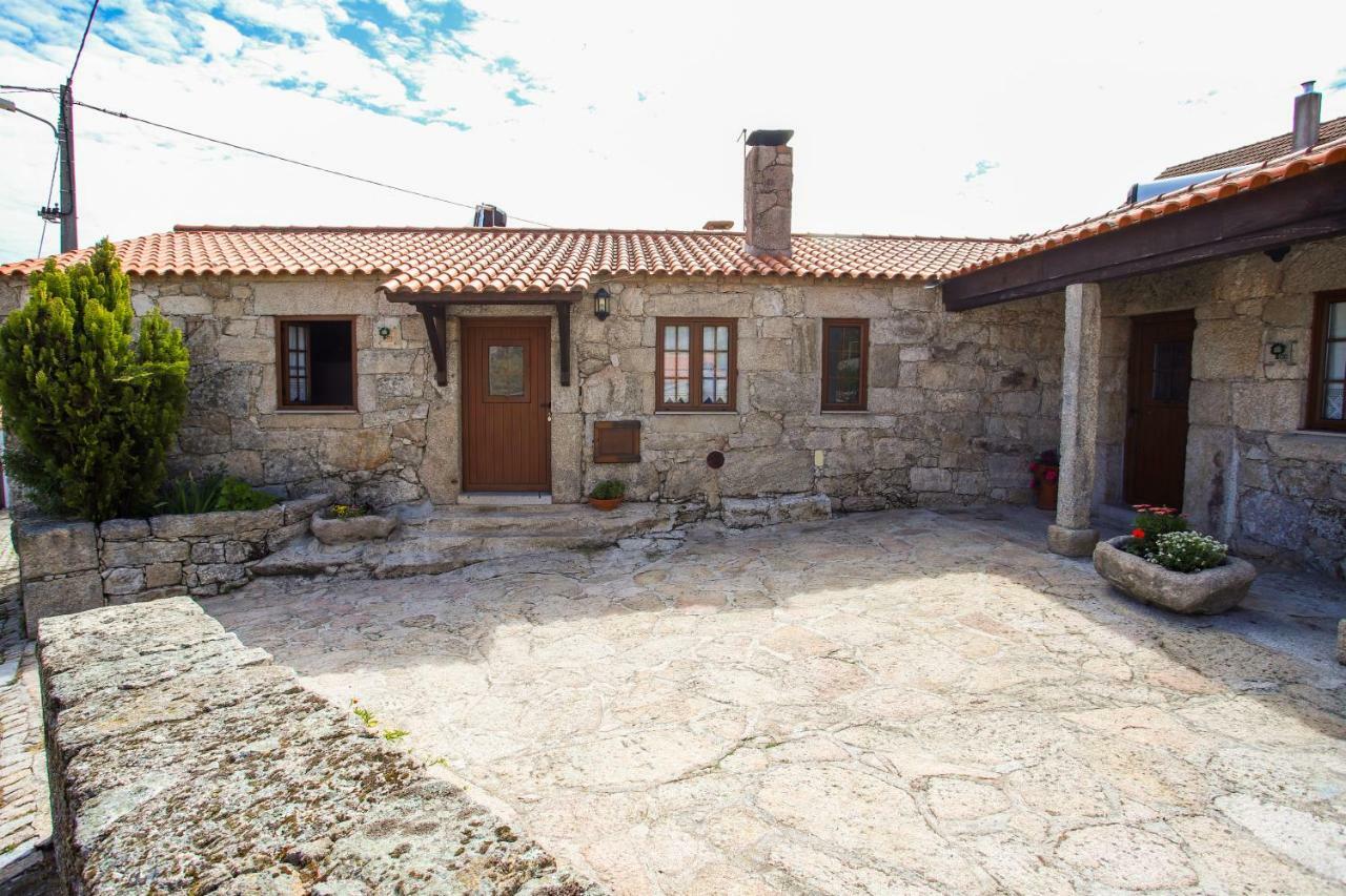 Casas Da Lagarica Pensión *