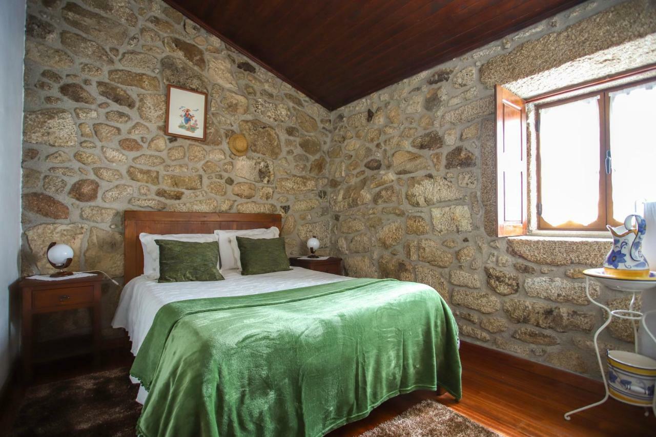 Casas Da Lagarica * Sortelha